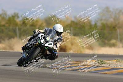 media/Nov-05-2022-SoCal Trackdays (Sat) [[f8d9b725ab]]/Turn 2 (1120am)/